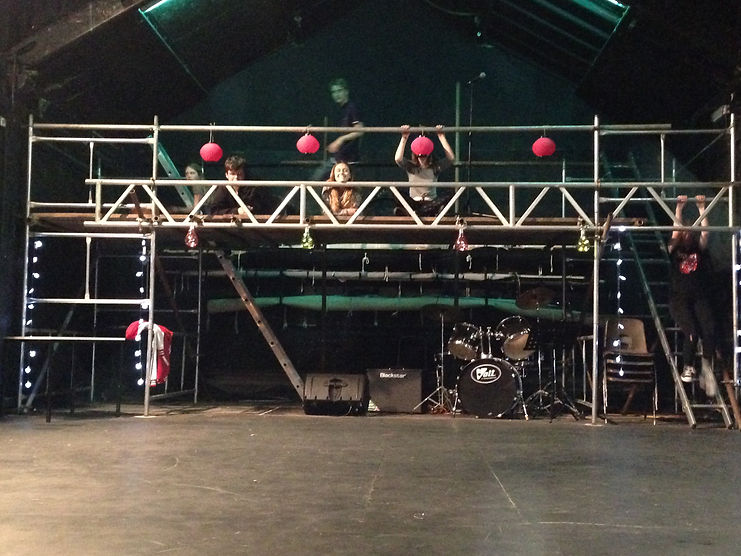 Scaffolding get in.JPG