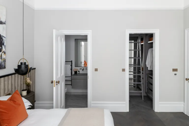 Thumbnail: 2 Bed Luxury Apartment