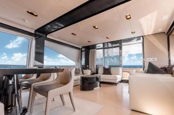 Thumbnail: Azimut 80