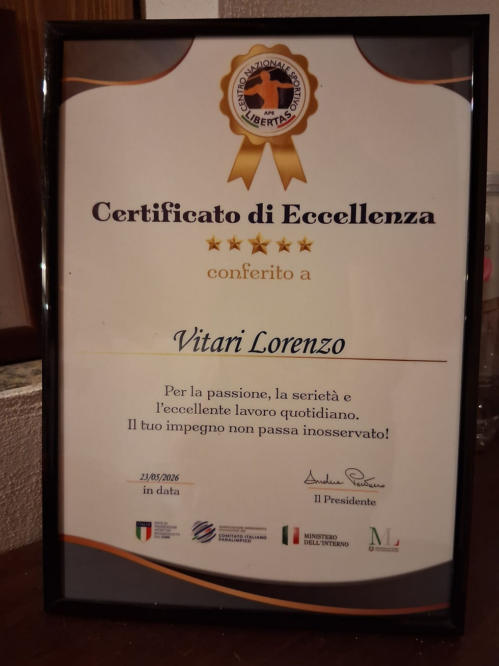 Vitari Lorenzo Premiato al Slaone D'Onore del CONI come Eccellenze Tecnici e contributo alle Arti Marziali Karate Full Contact