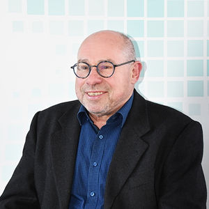 W. Auerbach_300.jpg