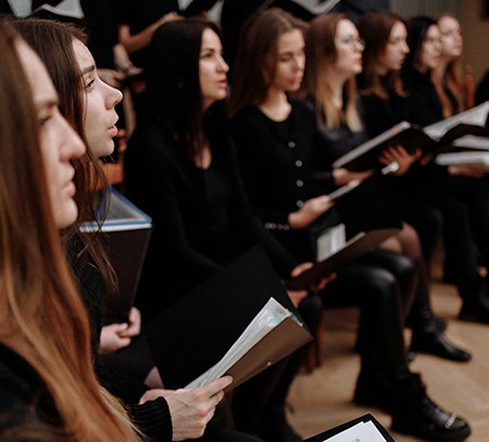 Escolania_site paróquia_.png