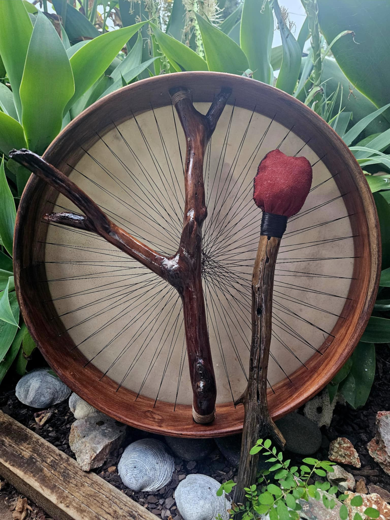 (The Calling) 18 inch shamanic hand drum