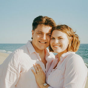 09.22 We're getting married!!!