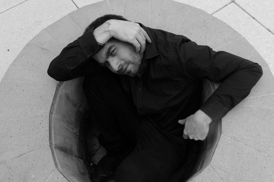 Ensaio fotográfico do músico Rodrigo Passos.
