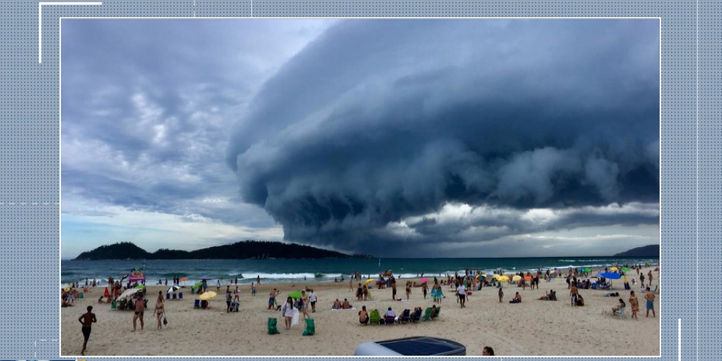 Conhecida como 'shelf cloud', nuvem chama a atenção de turistas e moradores de Florianópolis