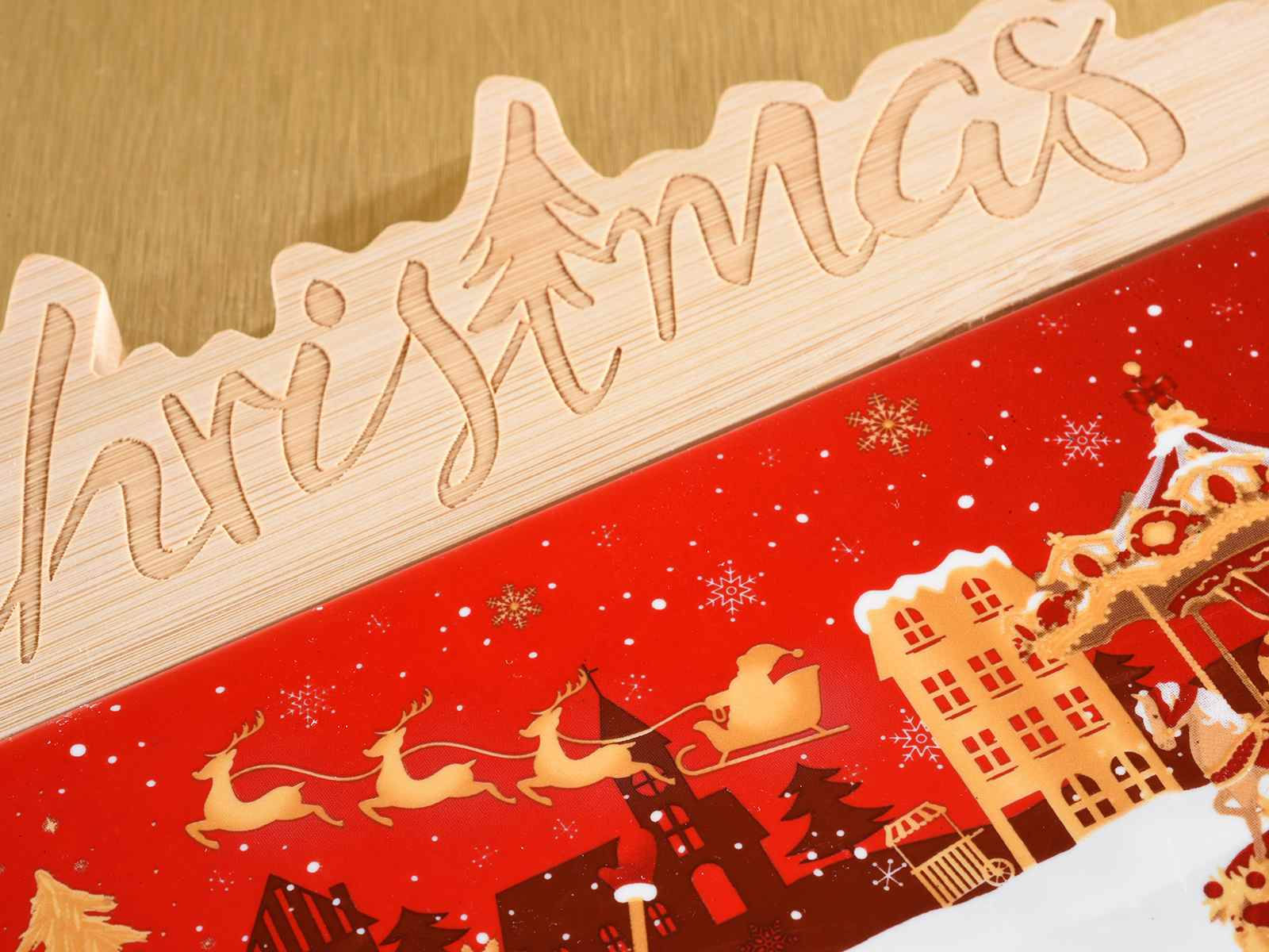 Wooden and ceramic chopping board with christmas display
