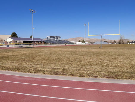 FRIDAY NIGHT LIGHTS: TWIN PIKES TEAMS GEAR UP FOR ANOTHER BIG WEEKEND OF FOOTBALL