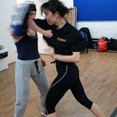 Best martial arts classes in london, Mixed Martial Arts, Classes in victoria & pimlico london, self defence training, kickboxing, martial arts, mma, krav maga, sparring, pad work, Fitness, Weight loss, Cardio, Kickboxing Lesson, Kickboxing training