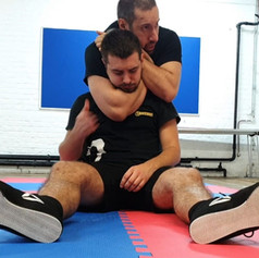 Best martial arts classes in london, Mixed Martial Arts, Classes in victoria & pimlico london, self defence training, kickboxing, martial arts, mma, krav maga, sparring, pad work, Fitness, Weight loss, Cardio, Kickboxing Lesson, Kickboxing training