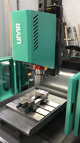 Oferecemos fresamento CNC e convencional, torneamento, gravação a laser, tamboreamento, polimento, prototipagem, ferramentaria, manutenção industrial e soldagem, garantindo qualidade e eficiência. Conte conosco para impulsionar o sucesso dos seus projetos