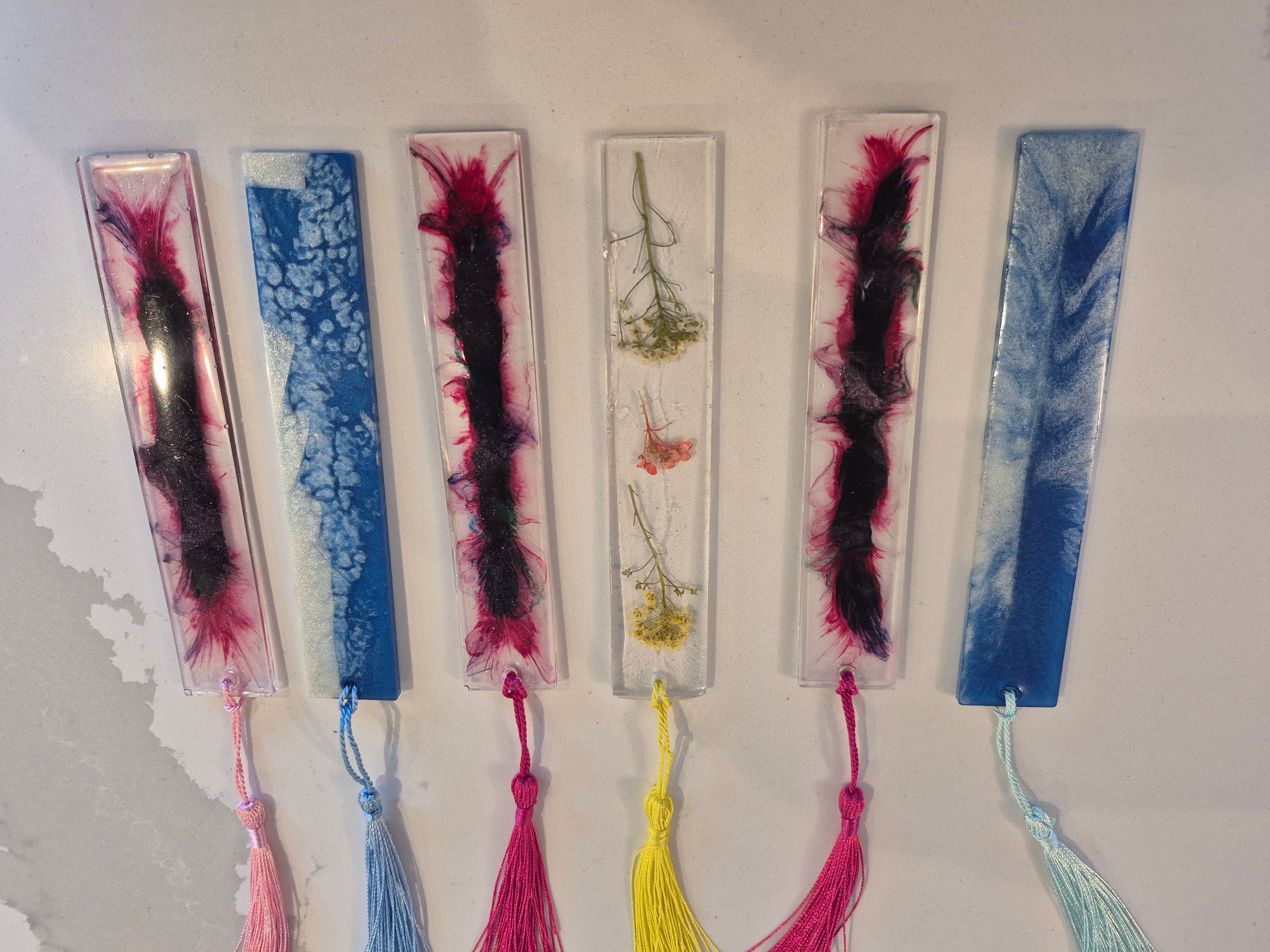 Book Marks - Mid Pink Tassel Book Mark