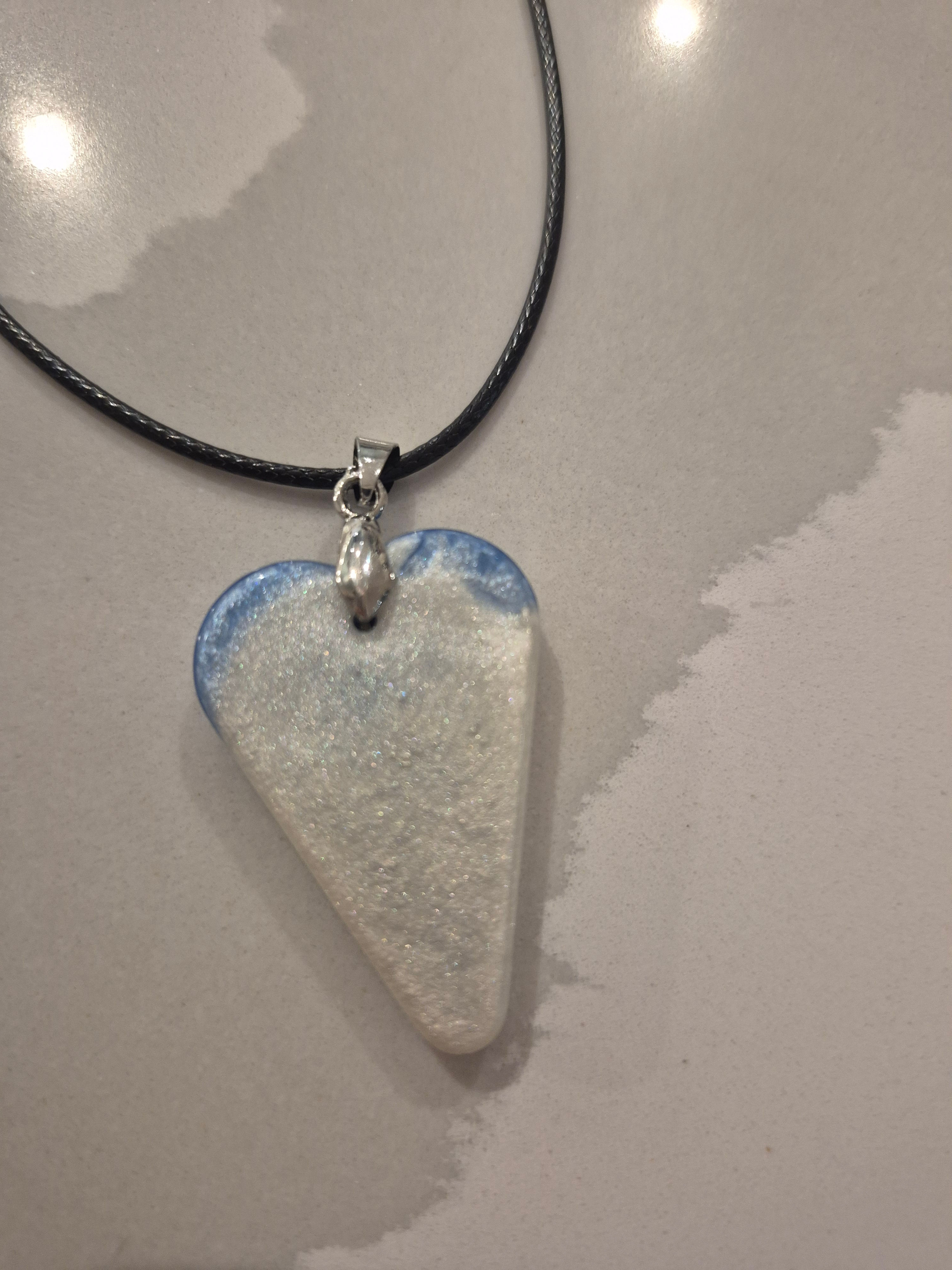 Pendant - Heart shape - Blue & White Mica Marble effect Heart