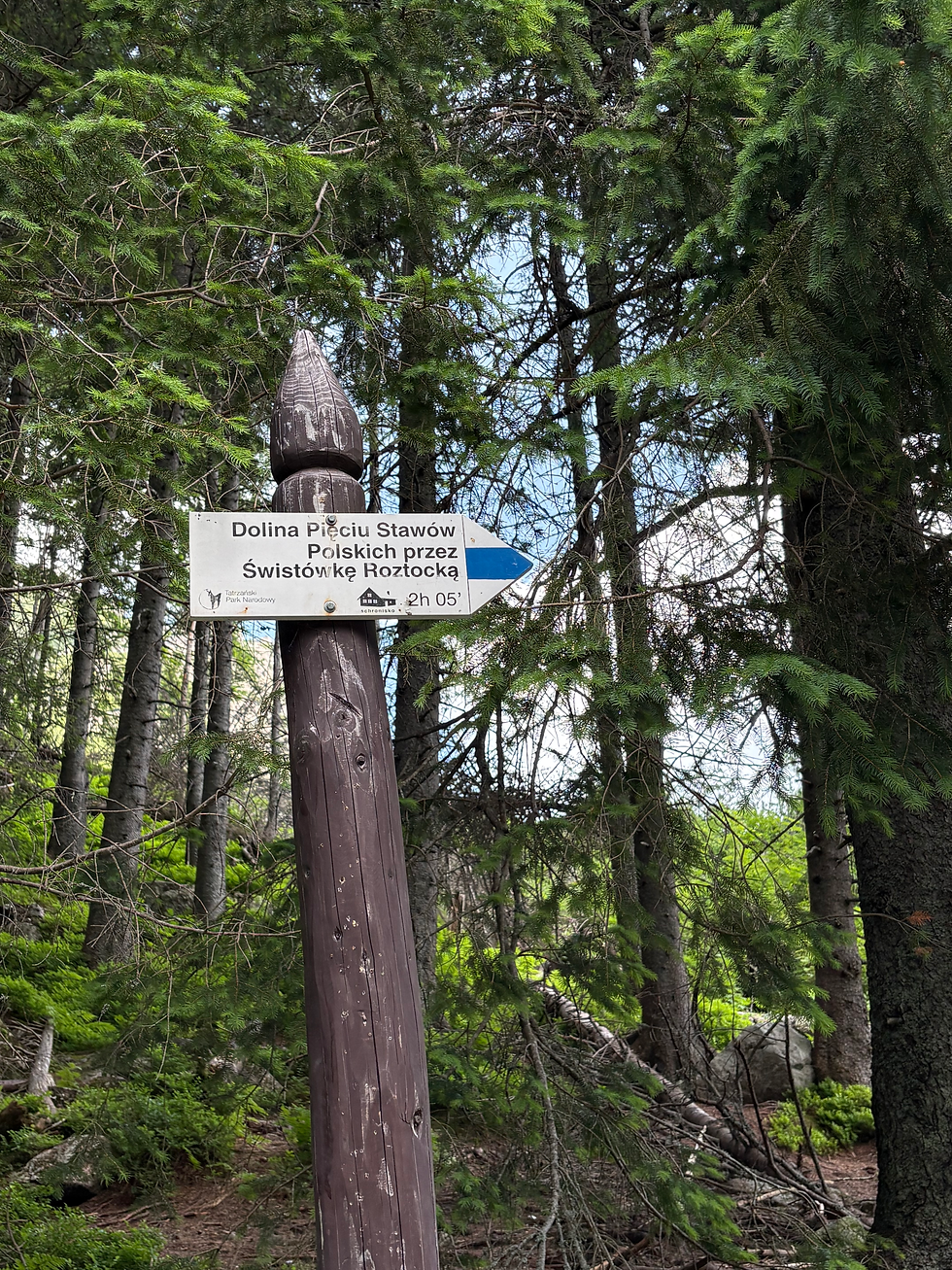 Sign to the Five Polish Ponds Vallley