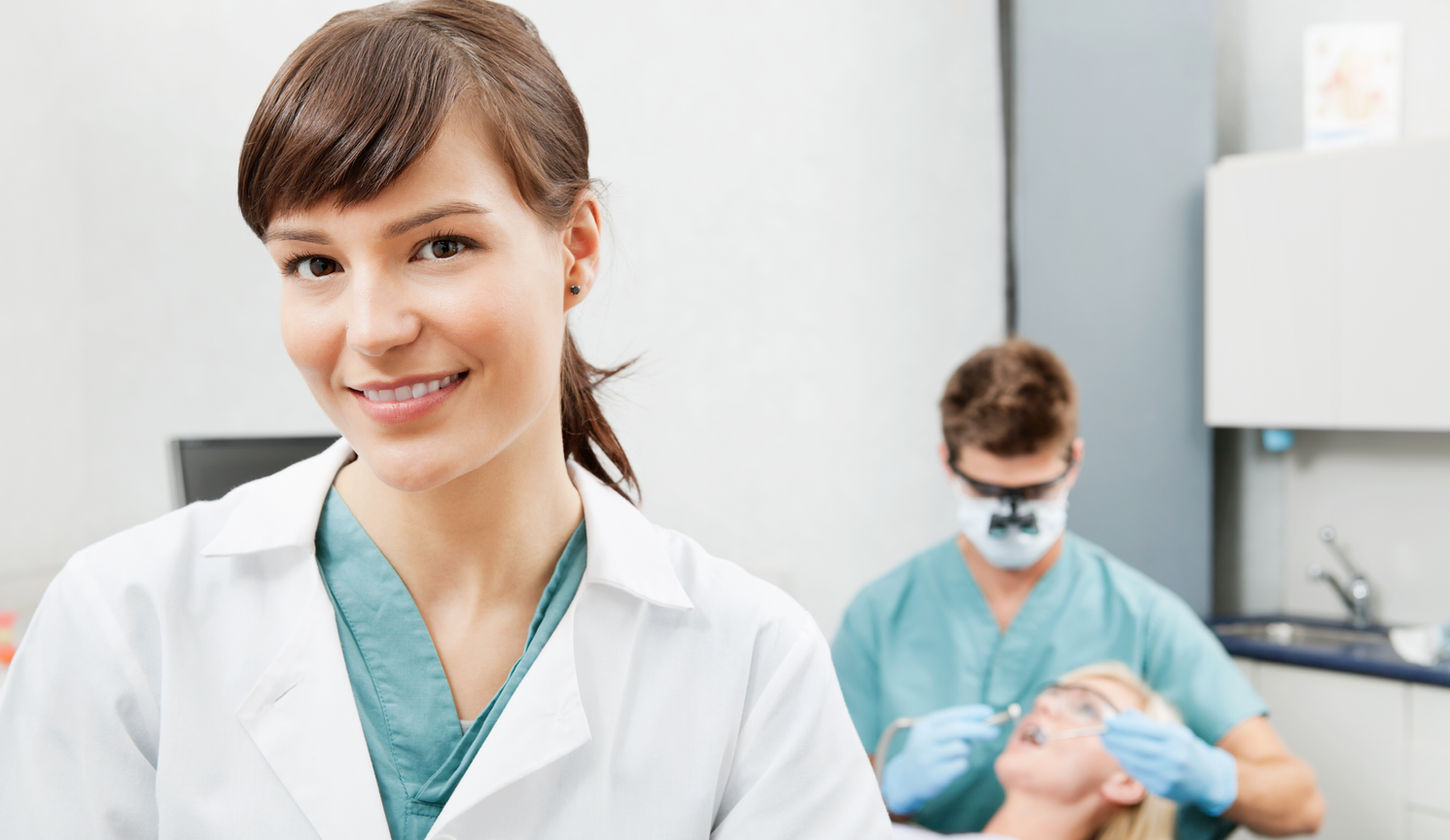 Assistente de dentista 