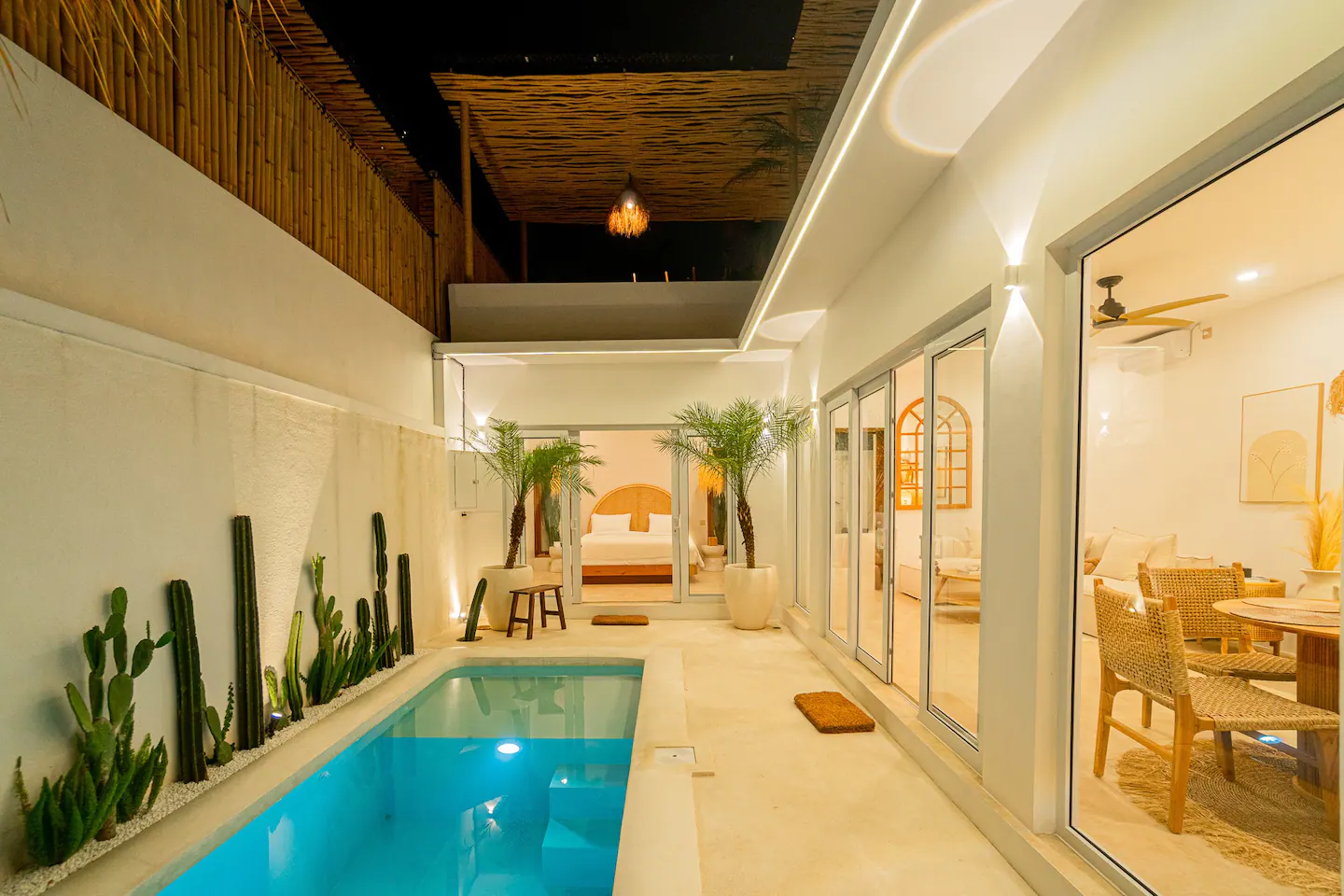 pool2.webp
