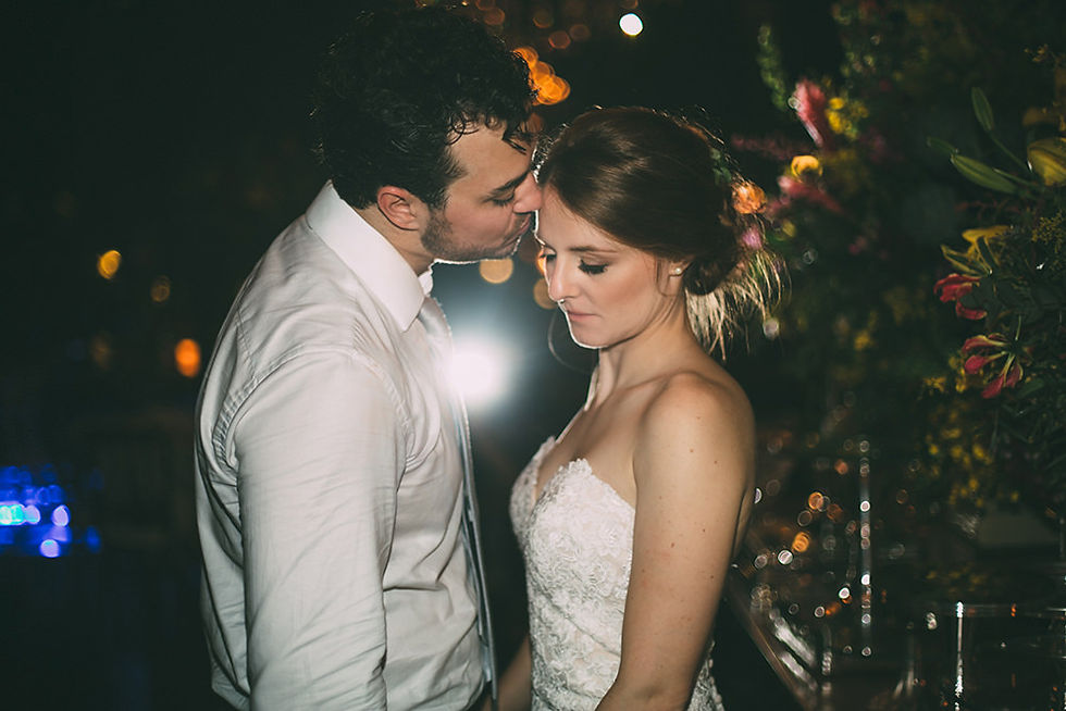 noiva noivo vestidodecoração fotografia casamento buque fer gui espaço klaine curitiba fotografo fotografa estudio dos vero brunonoiva noivo vestidodecoração fotografia casamento buque fer gui espaço klaine curitiba fotografo fotografa estudio dos vero bruno