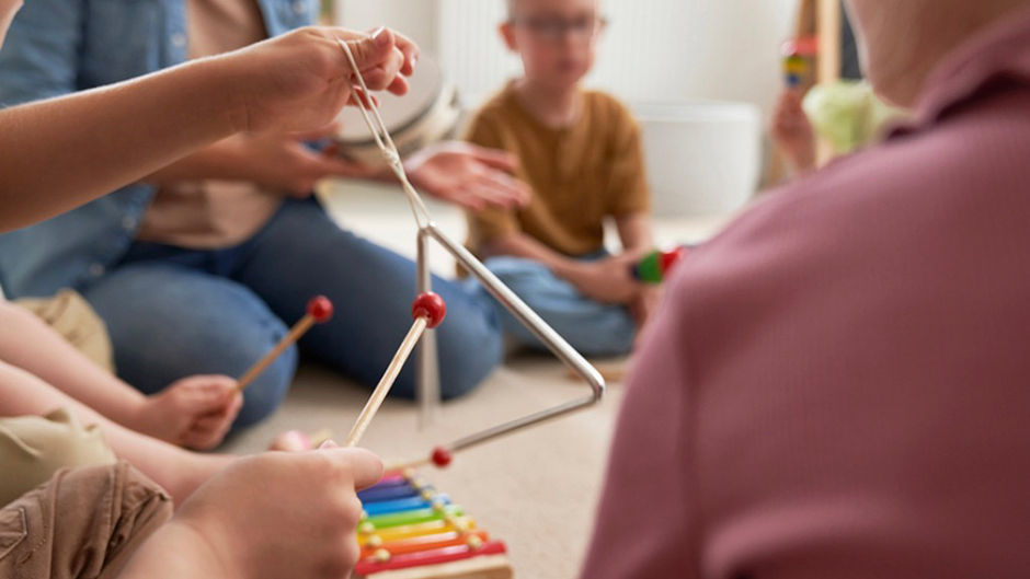 Criança com autismo deve receber musicoterapia, decide TJMG