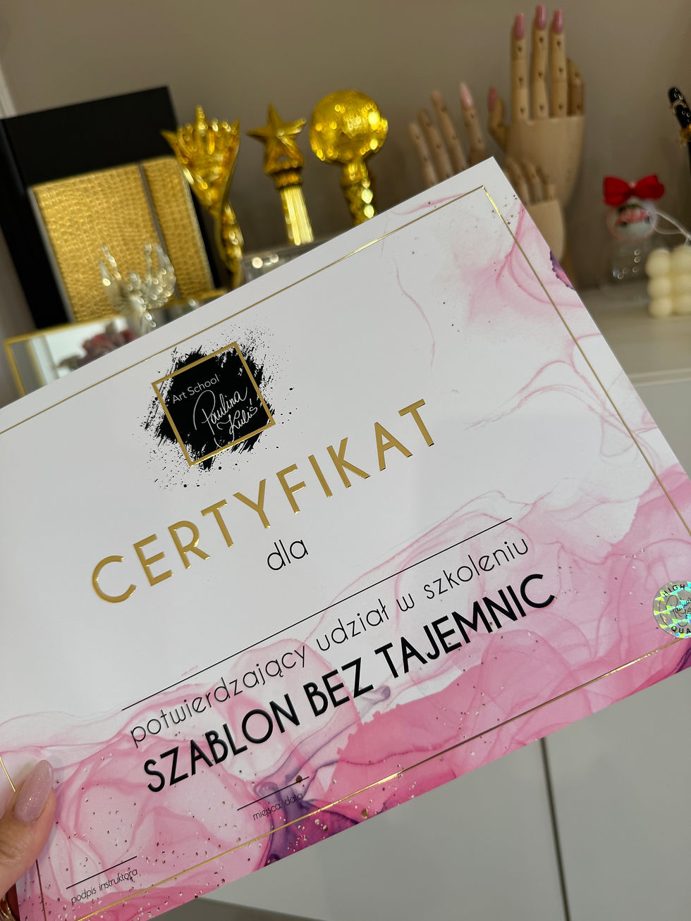 Miniatura: 15-17.06.2026 Trzydniowe Szkolenie PERFECT GEL przedłużanie na szablonie