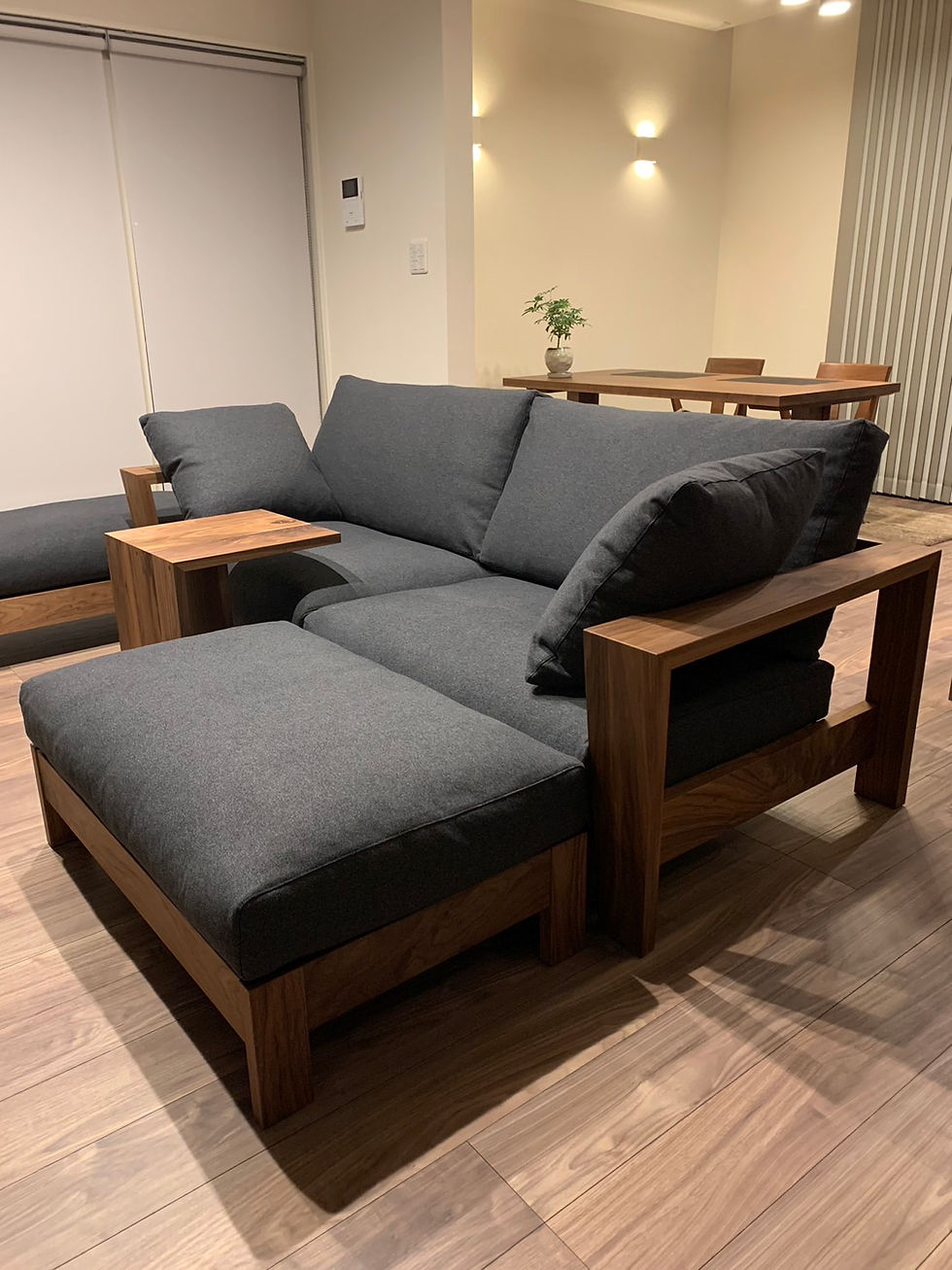 ウォールナット無垢家具