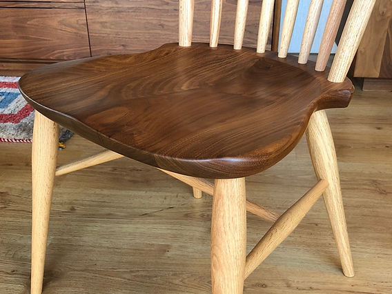 ウォールナット椅子 高山ウッドワークス W552 comb back side chair／ウォールナット