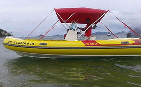 passeio de barco no guaruja