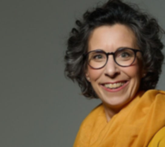 Sibylle Joss Portrait-Home_edited.jpg