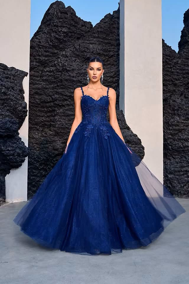 Miniature : Robe de bal