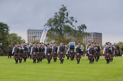 30400865008_4b768a35e0_z