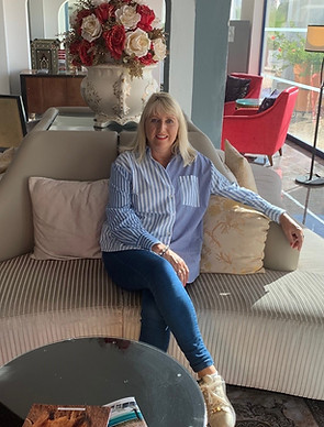 Pink Moonstone Therapies - Lynne Adams Therapist