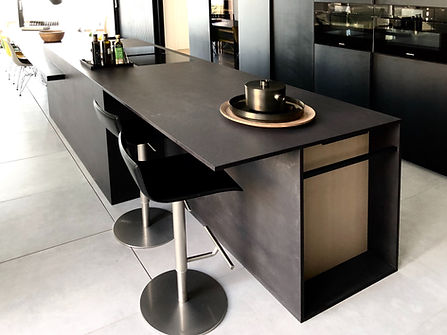 Dekton Island