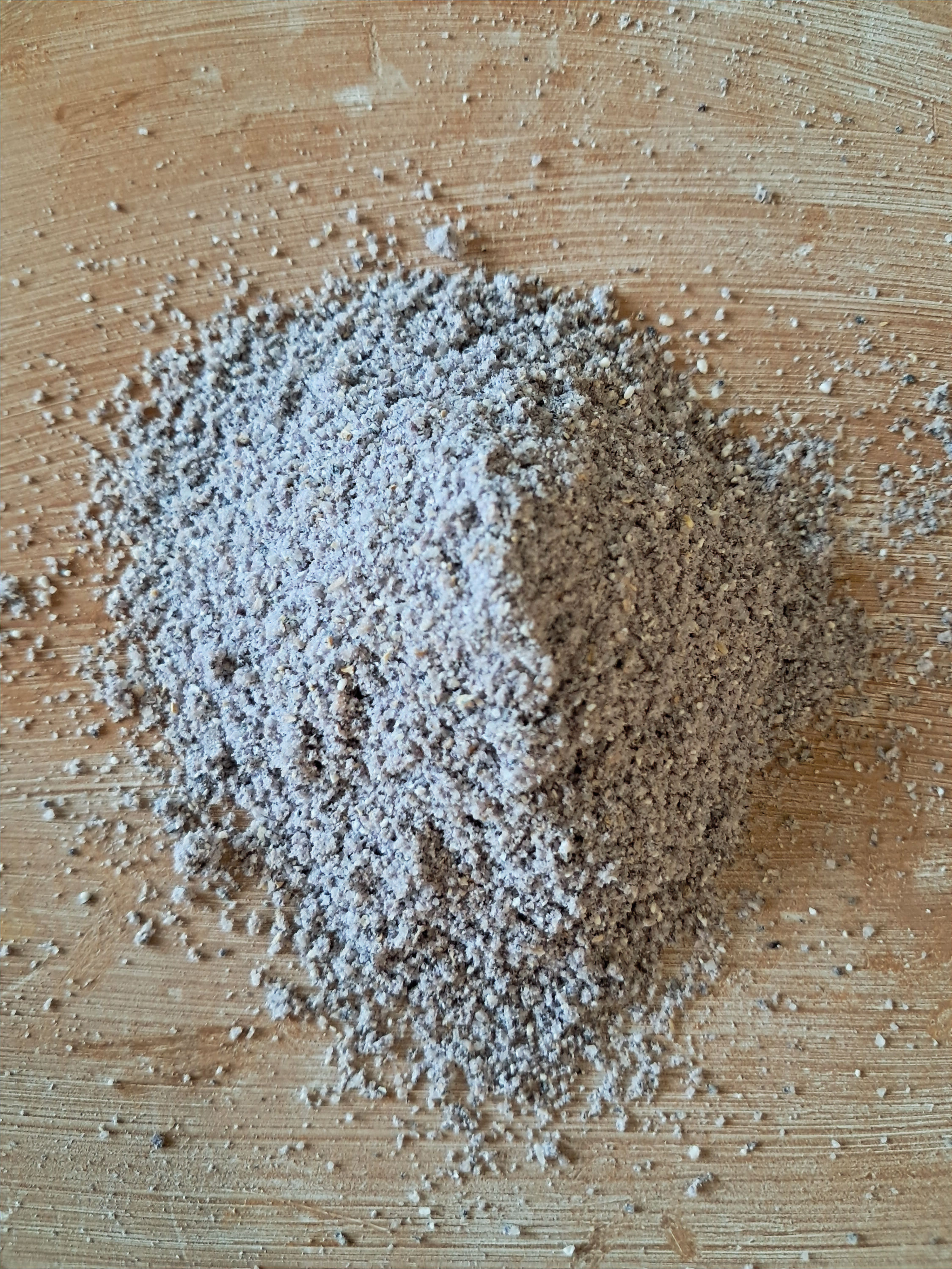 Freshly-Milled Blue Cornmeal (1 lb)
