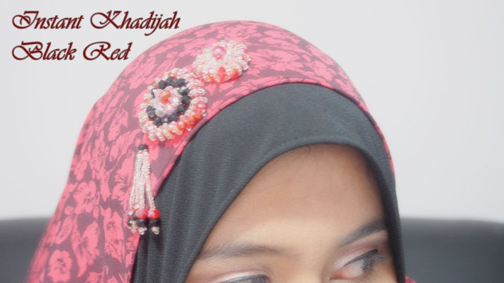 Thumbnail: Instant Khadijah Black Red