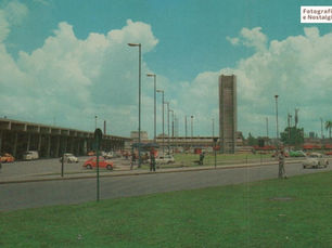 Imagens da Rodoferroviária de Curitiba, Paraná, Brasil