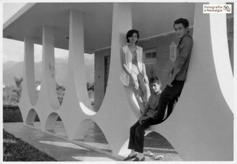 Casa Brasília, 1966, Praia Grande, São Paulo, Brasil