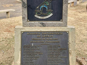 Monumento Academia Santarritense de Letras, Praça Zequinha de Abreu, Santa Rita do Passa Quatro, São Paulo, Brasil