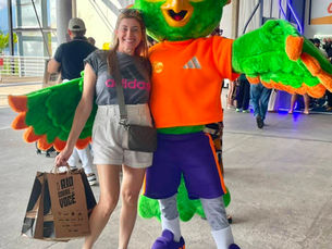 Mara - Mascote oficial da Maratona do Rio, Rio de Janeiro, Brasil