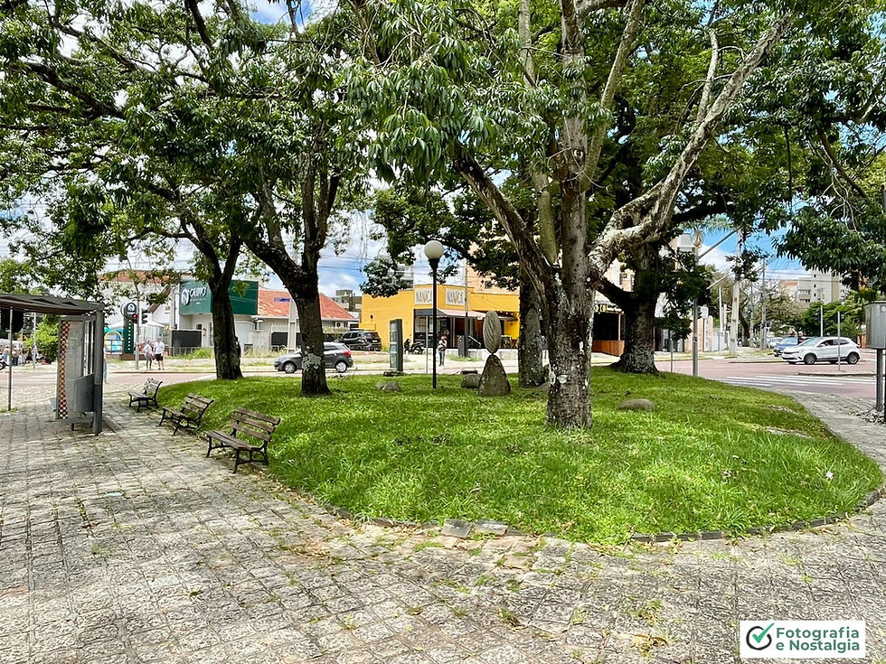 Praça Vivian Calopreso Braga, Juvevê, Curitiba, Paraná, Brasil