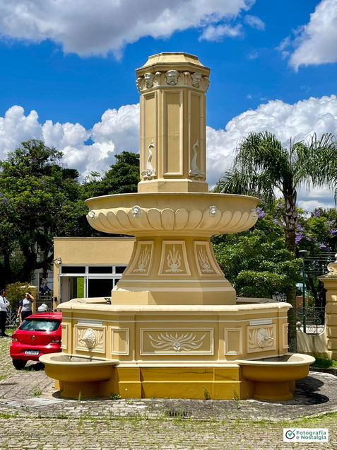 Chafariz, Reservatório do Alto São Francisco, Curitiba, Paraná, Brasil