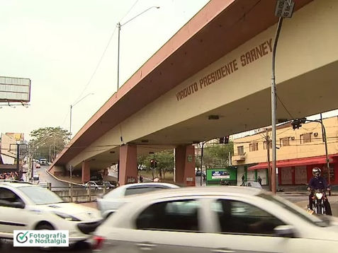 A troca do nome do Viaduto Presidente Sarney para Viaduto Jandyra de Camargo Moquenco, Ribeirão Preto, São Paulo, Brasil