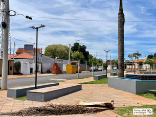 Praça Cel. Júlio Pedro Pontes, Cravinhos, São Paulo, Brasil