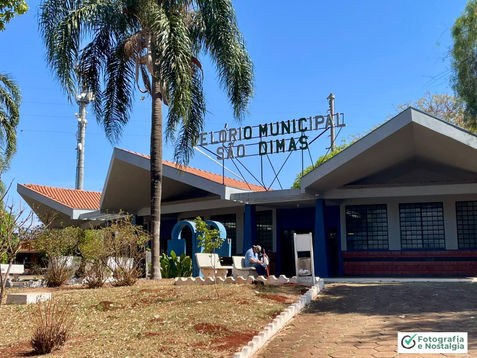 Velório Municipal São Dimas, Serrana, São Paulo, Brasil