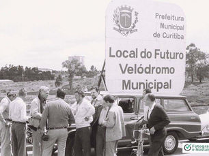 Obras de construção do Velódromo Municipal, 1979, Curitiba, Paraná, Brasil