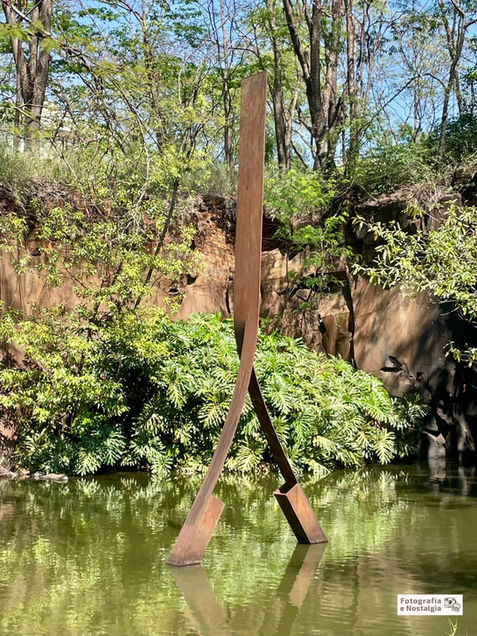 Escultura O Passante, Parque Curupira / Parque Prefeito Luiz Roberto Jábali, Ribeirão Preto, São Paulo, Brasil