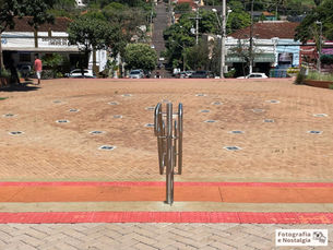 Imagens da Praça Barão do Rio Branco, Bonfim Paulista, Ribeirão Preto, São Paulo, Brasil