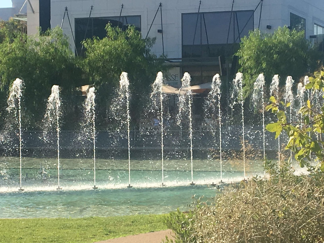 Fountain Shopping