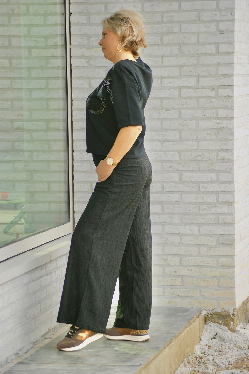 Thumbnail: 67502 Zwarte broek in ton-sur-ton motief op elastiek Vila