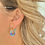Thumbnail: 67366 Kleine oorringen met blauwe parels in bloemvorm LM