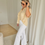 Thumbnail: 65712 Witte bootcut jeans met knopen en hoge taille Liu Jo