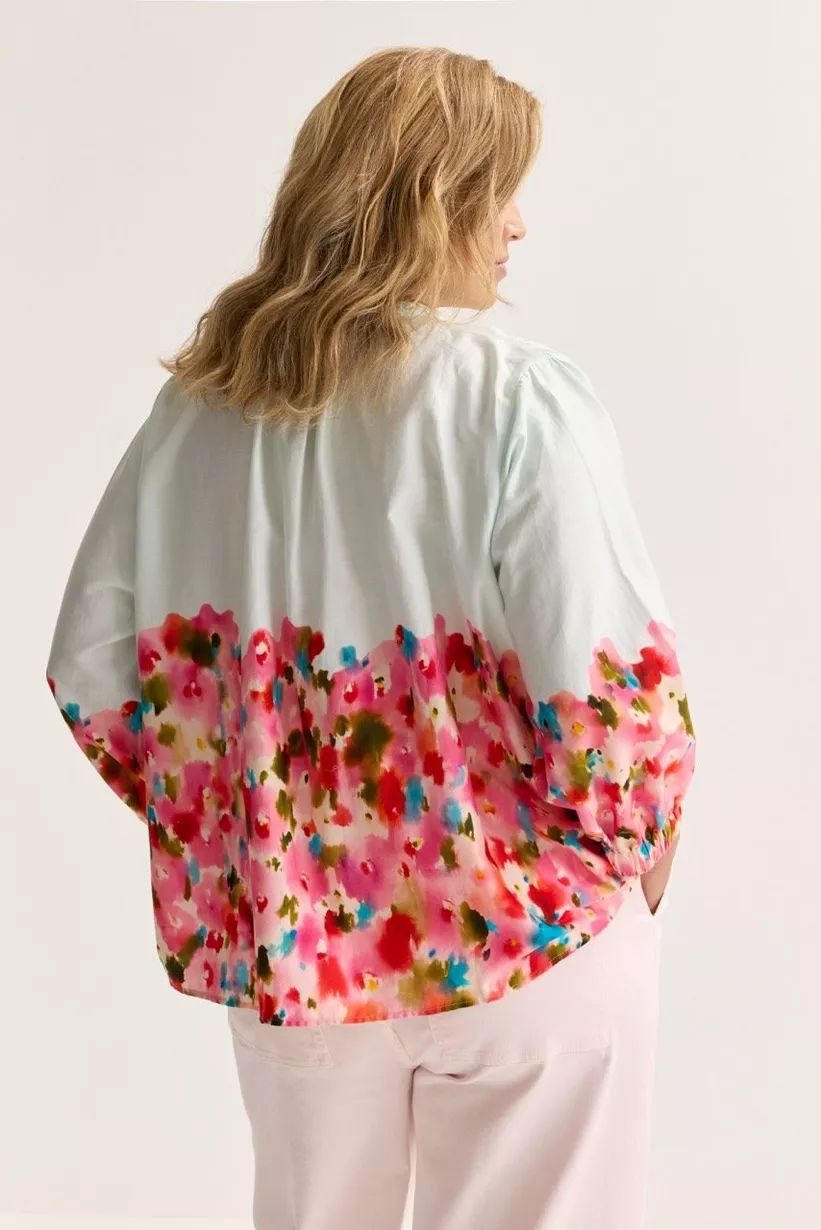 Thumbnail: 69655 Kleurrijke blouse met bloemen jelina Mayerline
